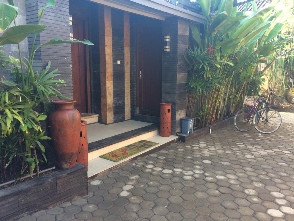 Villa Sahabat Gili Trawangan Esterno foto